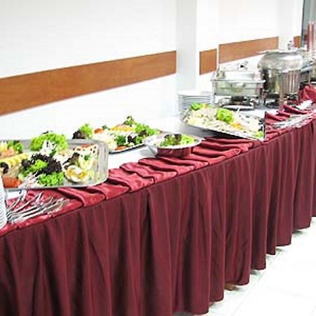 Hajdúszoboszló Hotel Kristaly מראה חיצוני תמונה