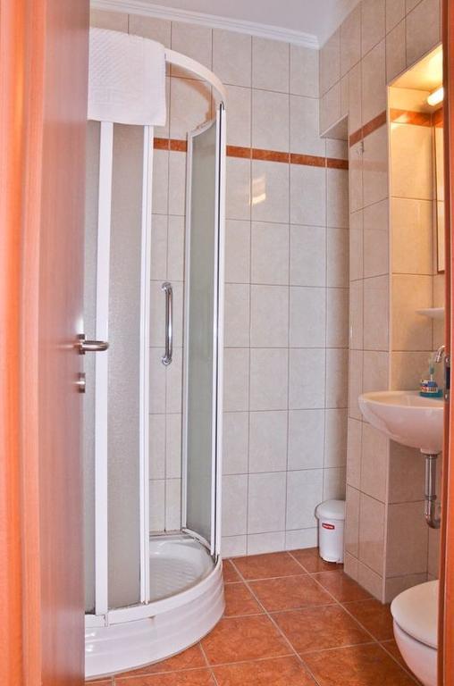Hajdúszoboszló Hotel Kristaly מראה חיצוני תמונה