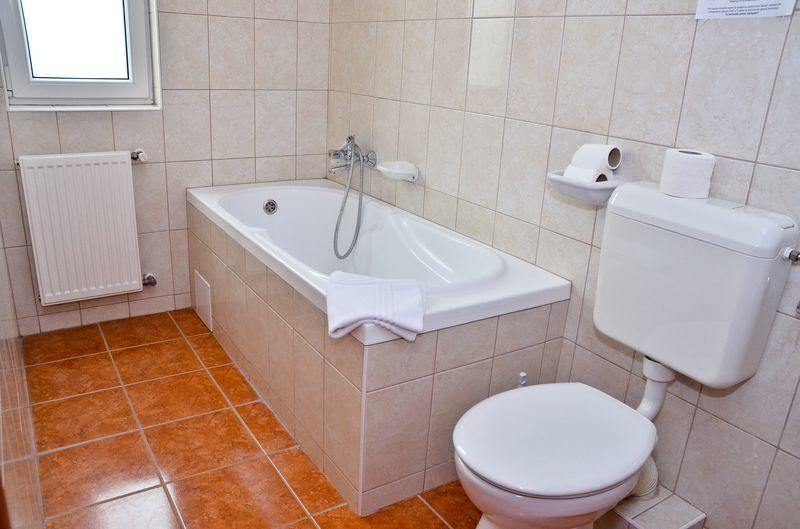 Hajdúszoboszló Hotel Kristaly מראה חיצוני תמונה