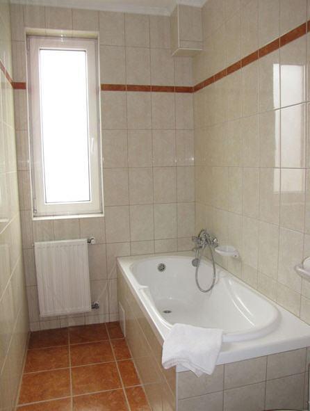Hajdúszoboszló Hotel Kristaly מראה חיצוני תמונה